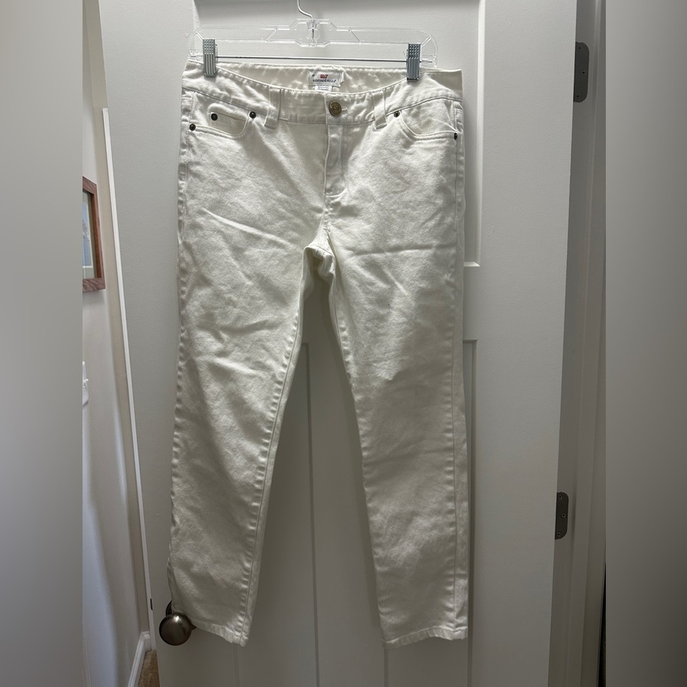 vineyard vines white jeans.